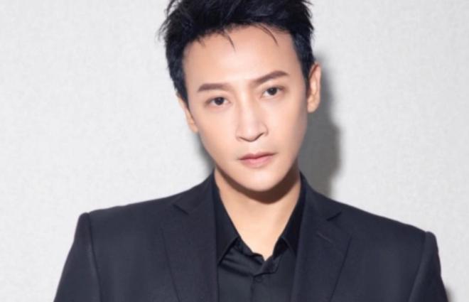 人长出老年斑有人家破人亡毁了脸必一运动6位过气明星现状：有(图10)